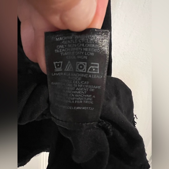 Robbi & Nikki Tank Top w silk mesh fray detailing around edges Black size S - Picture 8 of 9